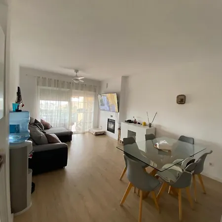 Adosada Riviera 3 미하스
